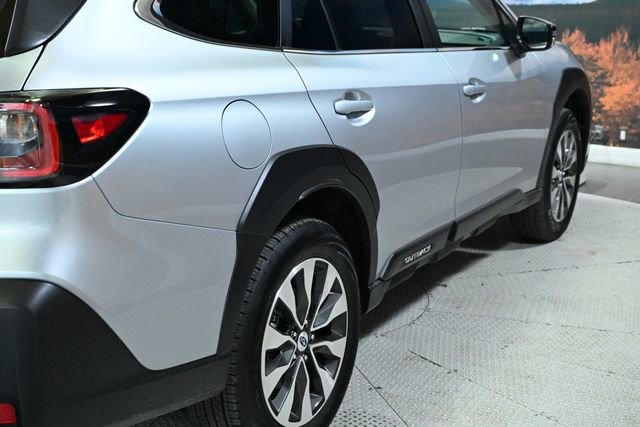 Certified 2025 Subaru Outback Limited image 9