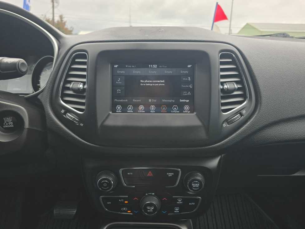 Used 2019 Jeep Compass Sport image 12