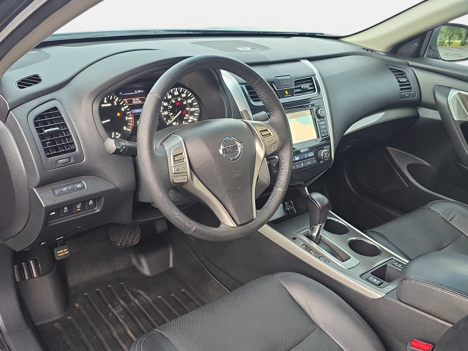 Used 2015 Nissan Altima 3.5 SL FWD image 15