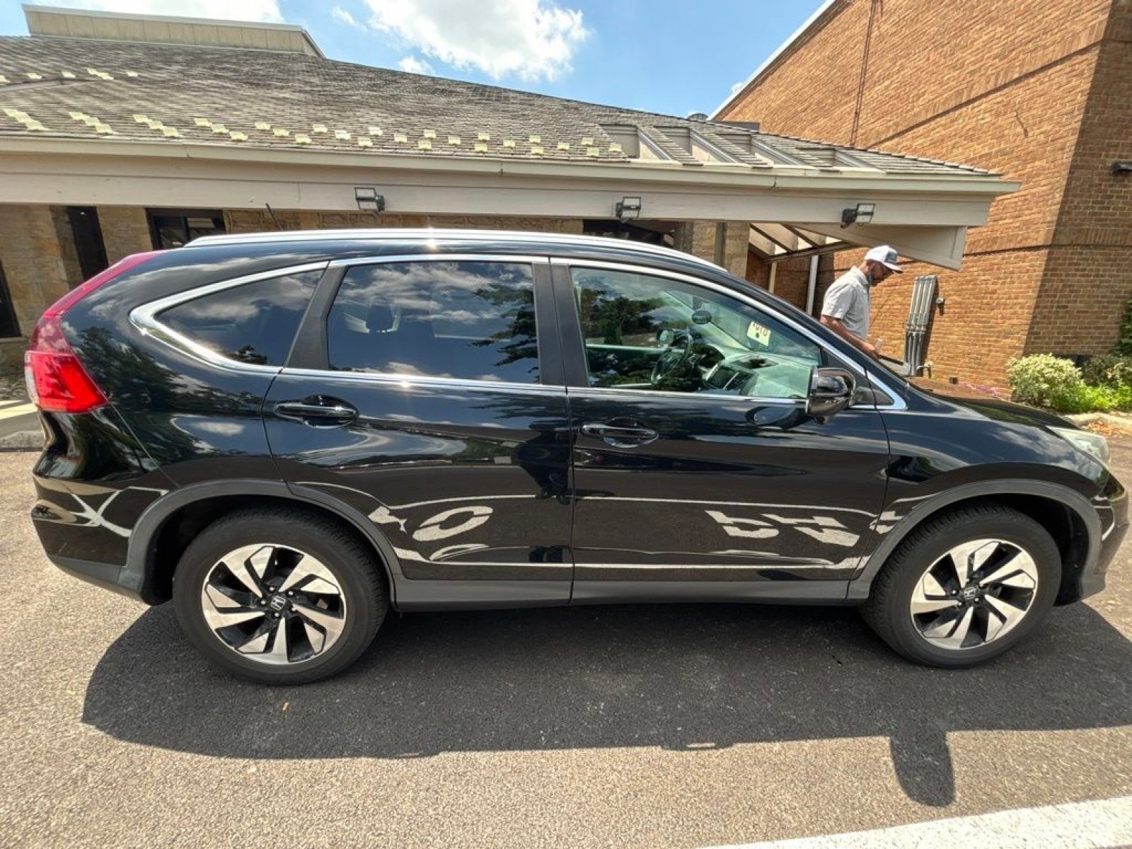 Used 2016 Honda CR-V Touring image 5
