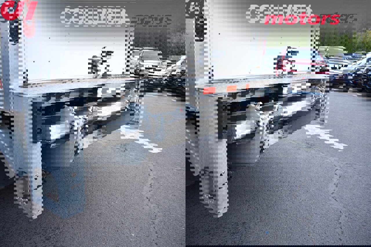 Used 2023 Chevrolet Low Cab Forward 5500XD image 22