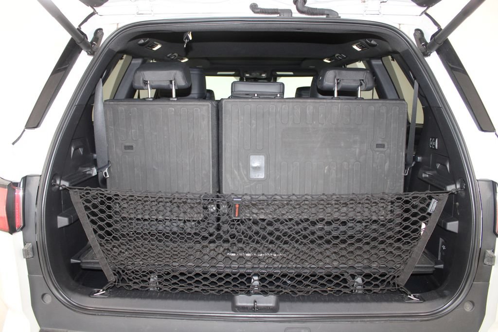Used 2025 Toyota Sequoia Platinum w/ Tow Technology Package AWD/4WD image 13