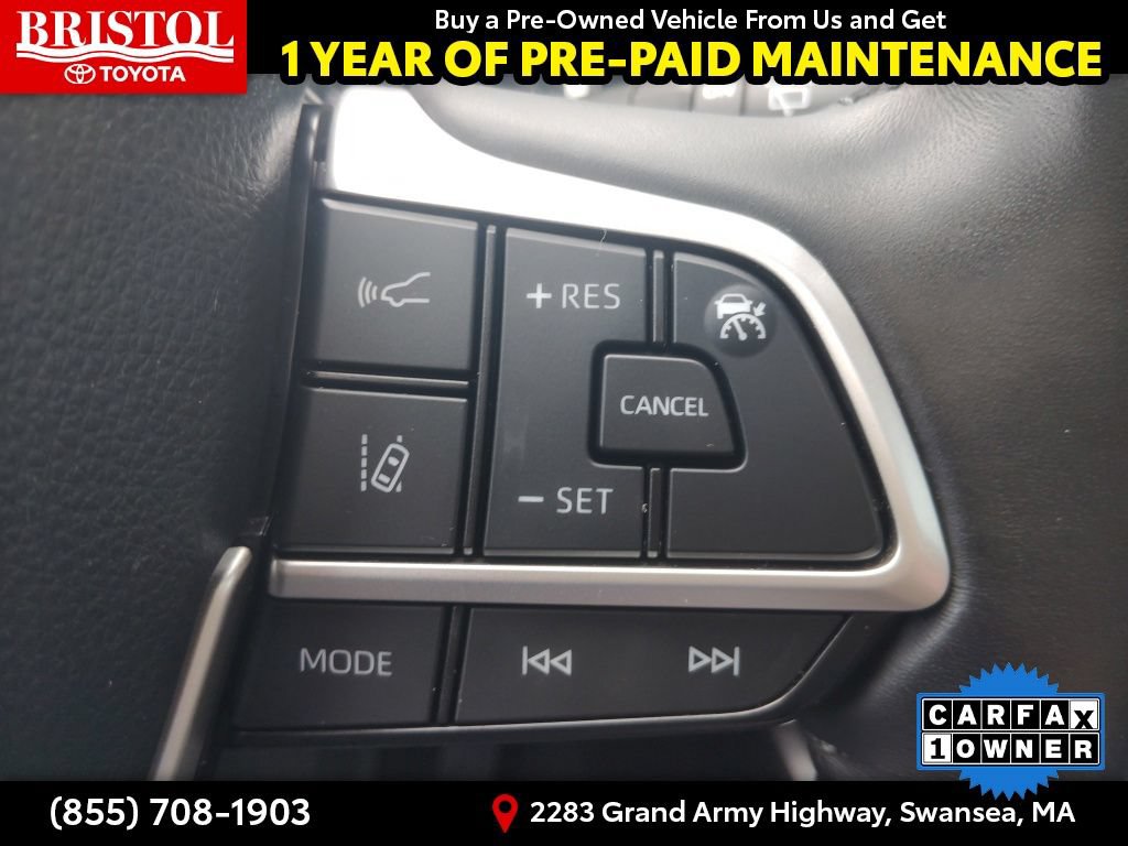 Used 2023 Toyota Highlander XSE AWD/4WD image 32