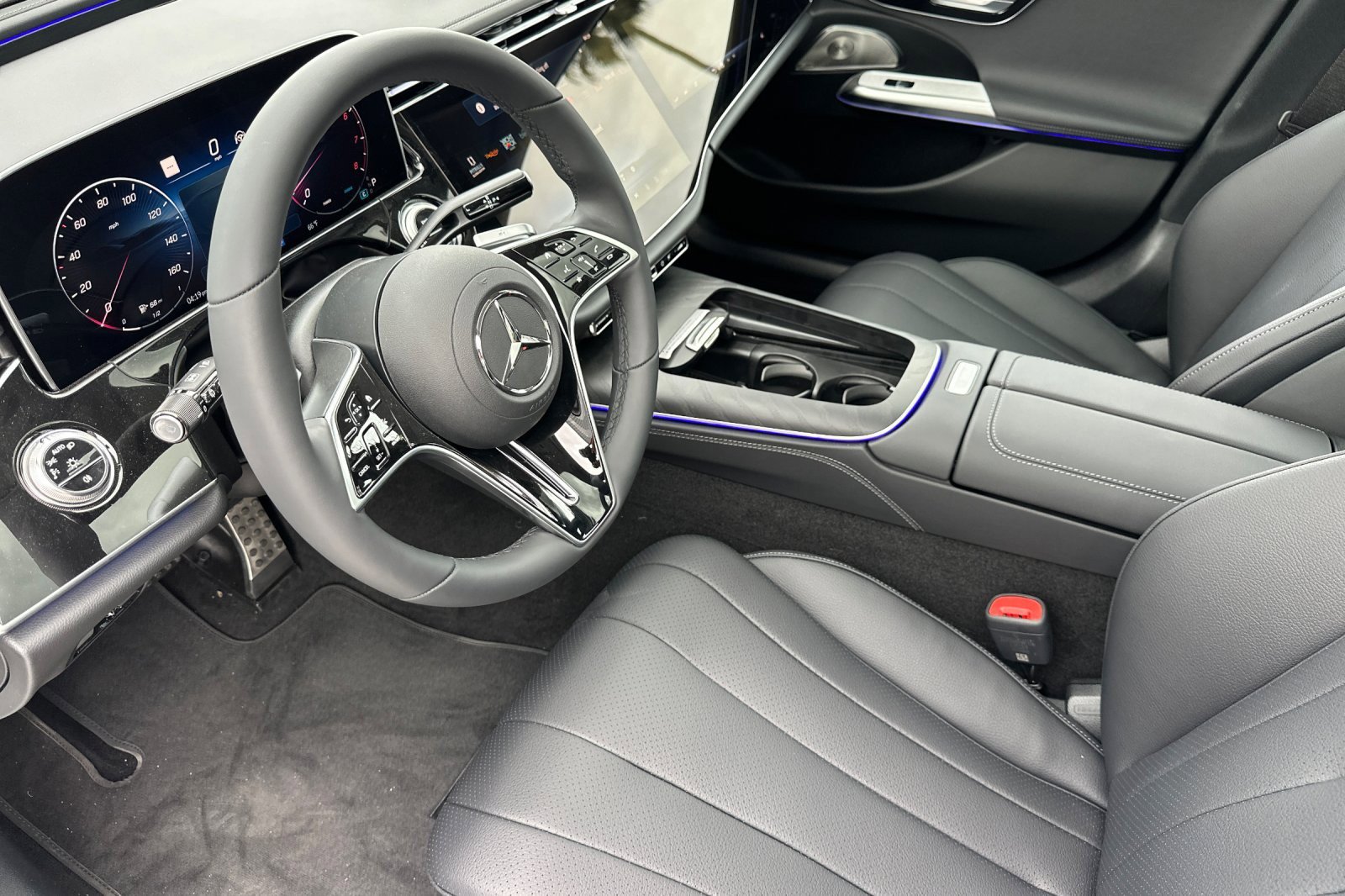 New 2026 Mercedes-Benz E 450 4MATIC All-Terrain Wagon image 9