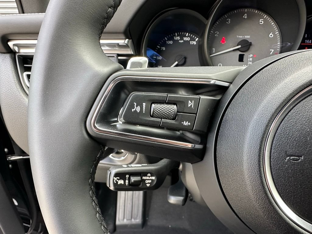Used 2026 Porsche Macan S AWD/4WD image 19