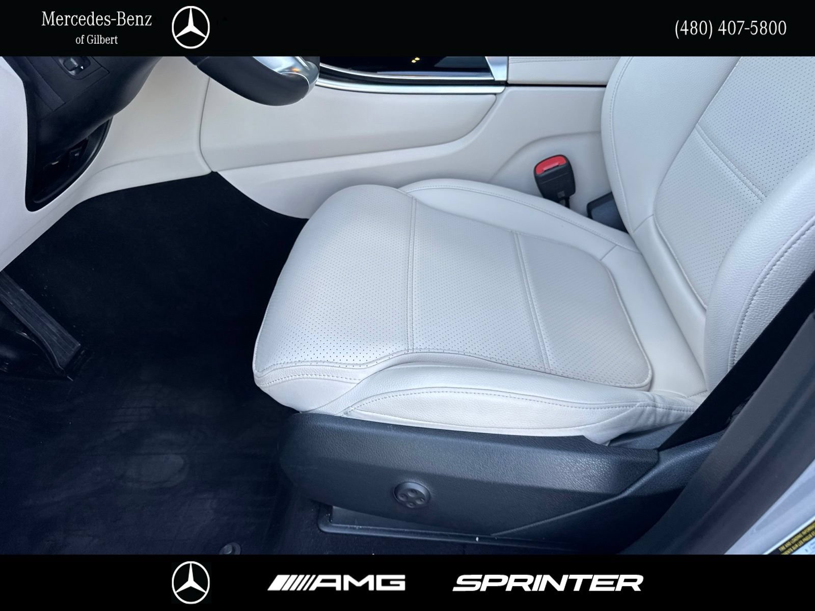 Used 2024 Mercedes-Benz GLC 300 4MATIC image 14