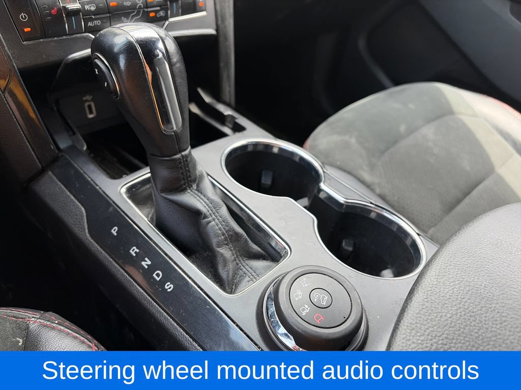 Used 2019 Ford Explorer XLT w/ Equipment Group 202A AWD/4WD image 26