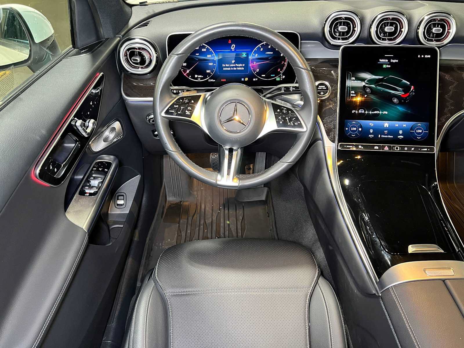Certified 2026 Mercedes-Benz GLC 300 4MATIC image 46