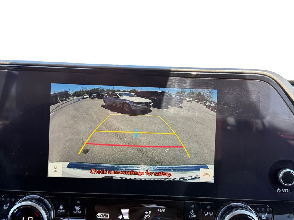 Used 2023 Toyota Highlander Limited image 15