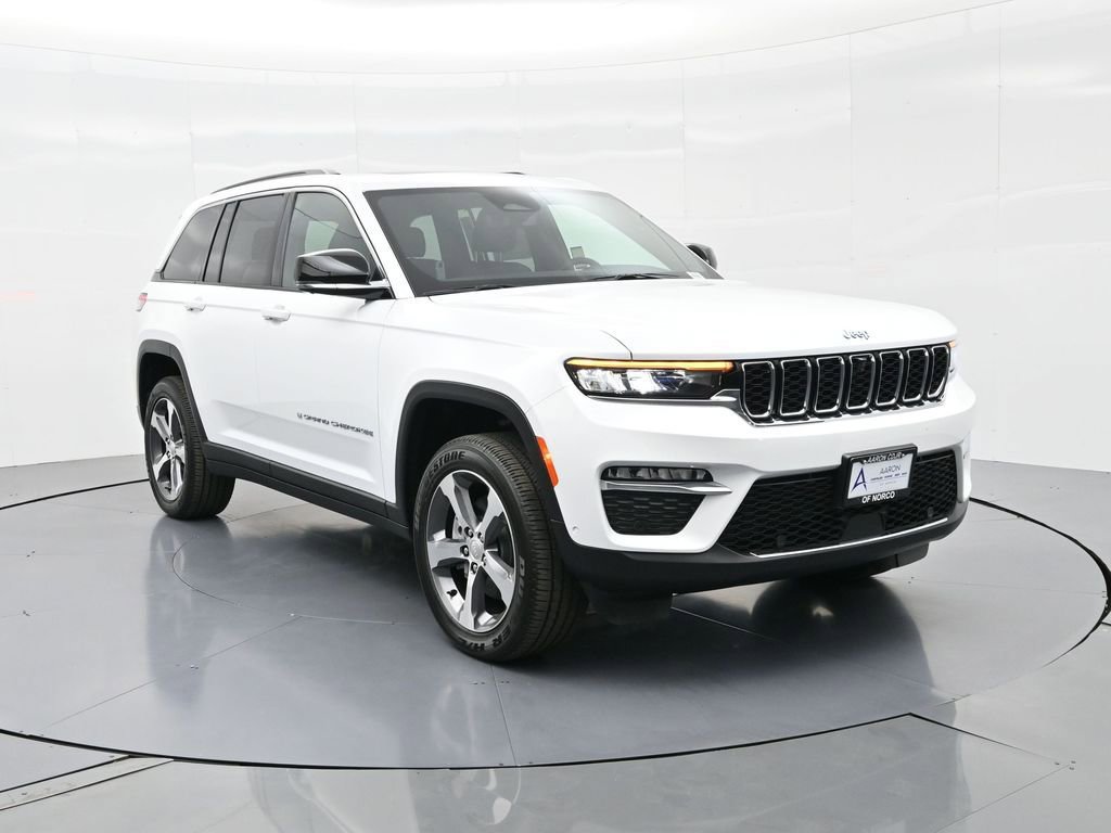New 2025 Jeep Grand Cherokee Limited 4xe w/ Luxury Tech Group II image 4