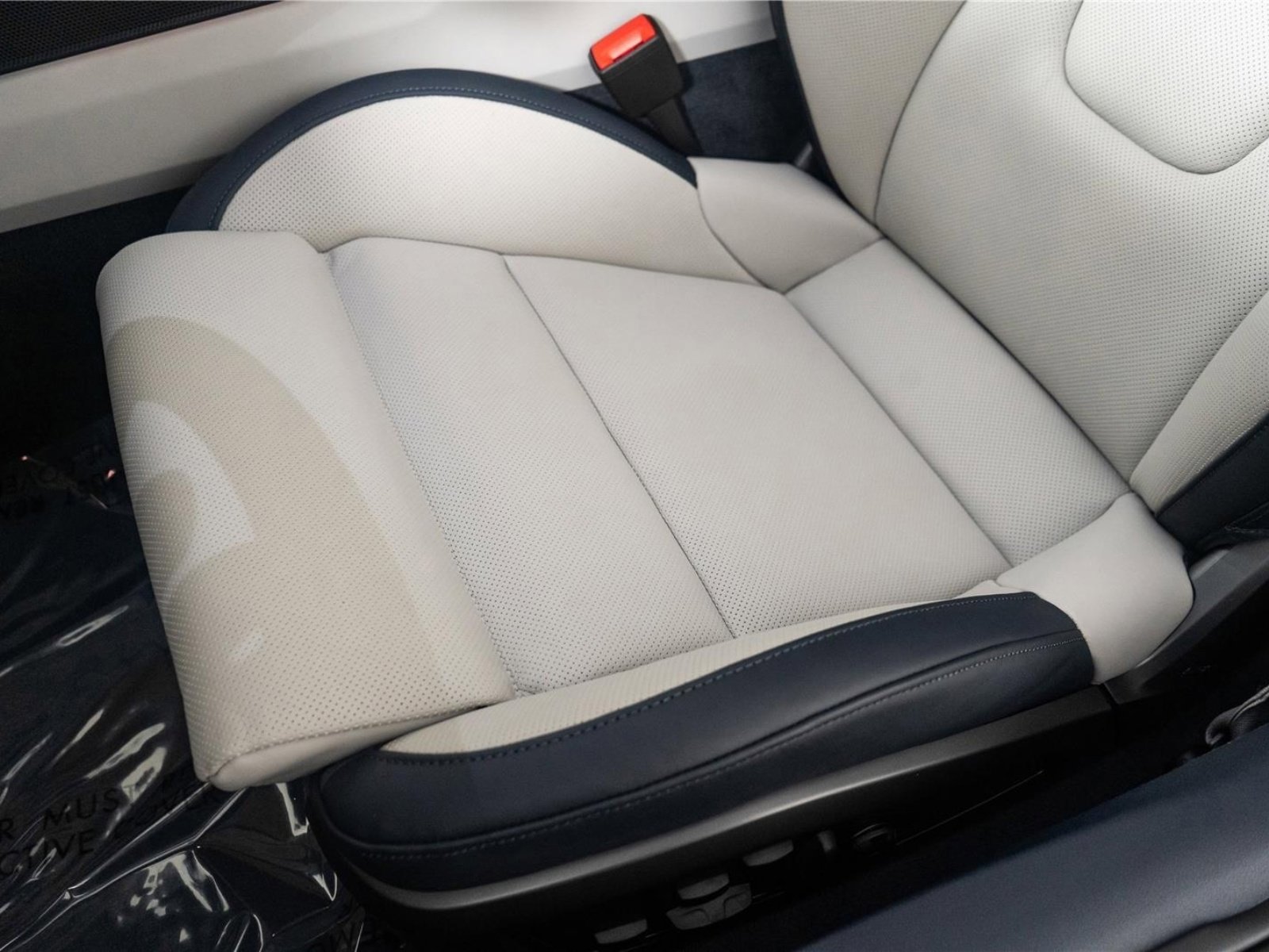 Used 2025 Porsche 911 Carrera S RWD image 42