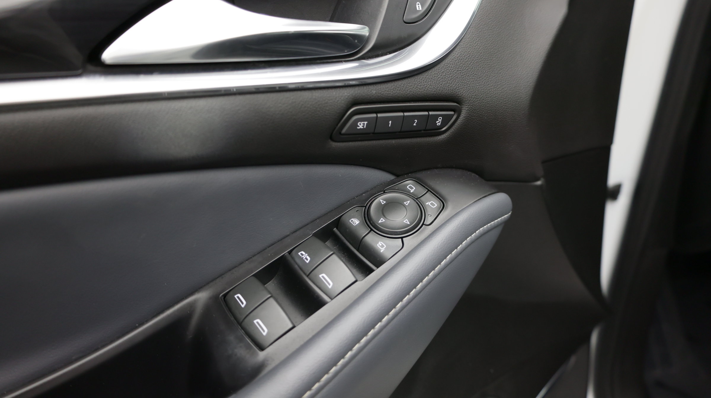 Used 2022 Buick Enclave Premium FWD image 14