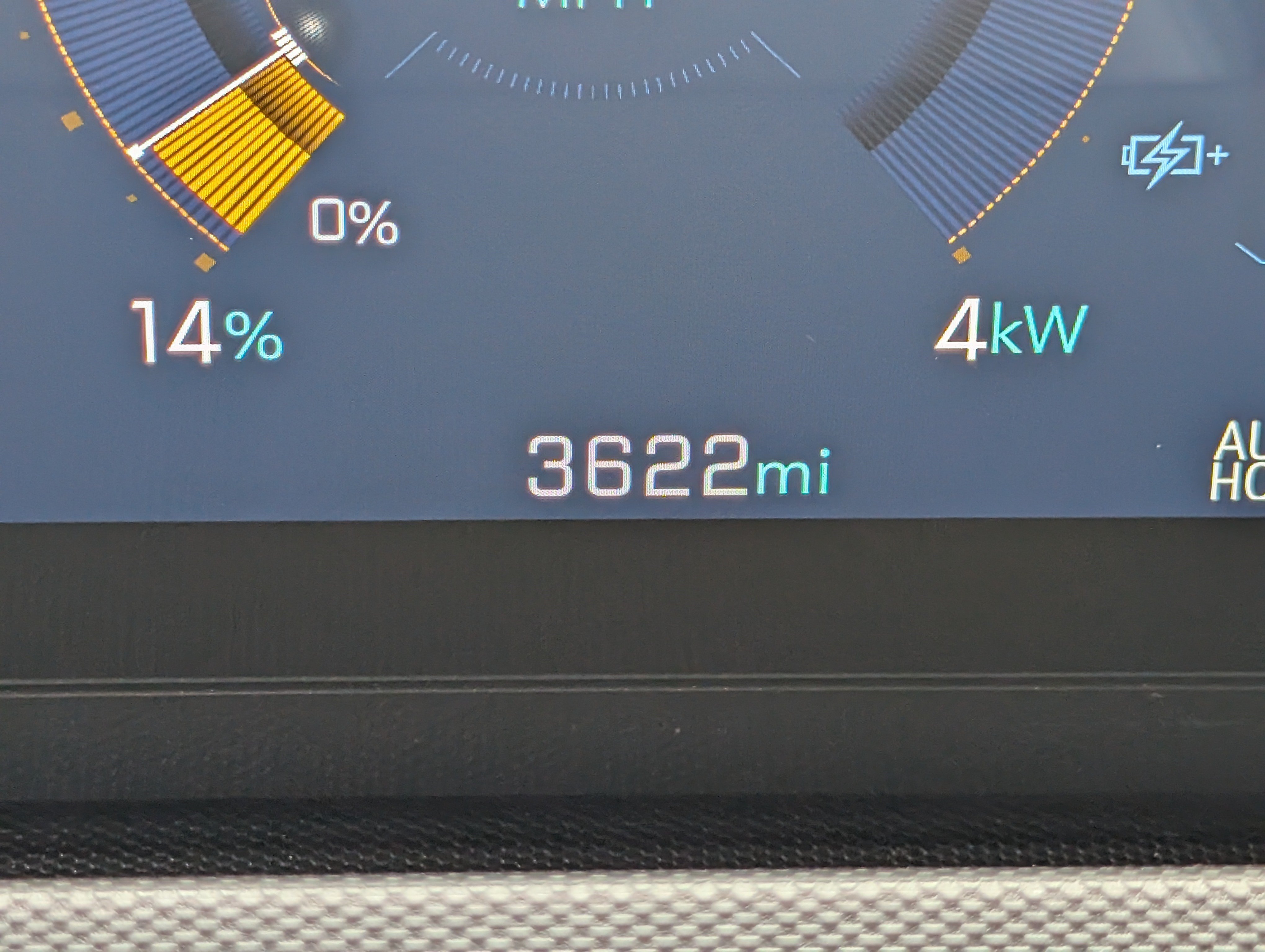 Used 2024 Chevrolet Brightdrop 600 w/ Commercial Equipment Package AWD/4WD image 21