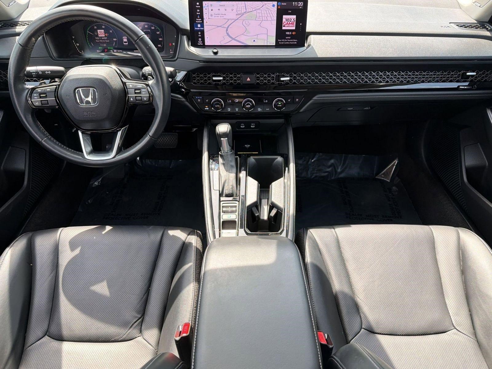 Used 2023 Honda Accord Touring image 16