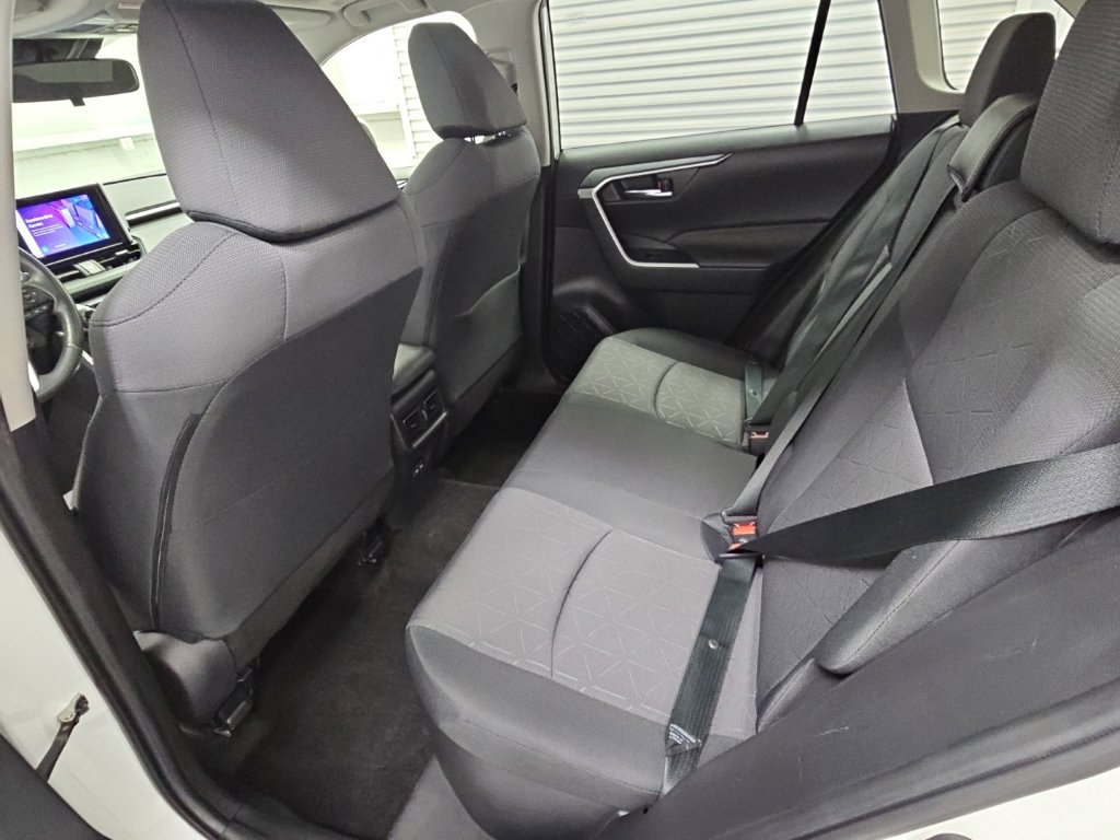 Used 2023 Toyota RAV4 XLE w/ Convenience Package AWD/4WD image 31