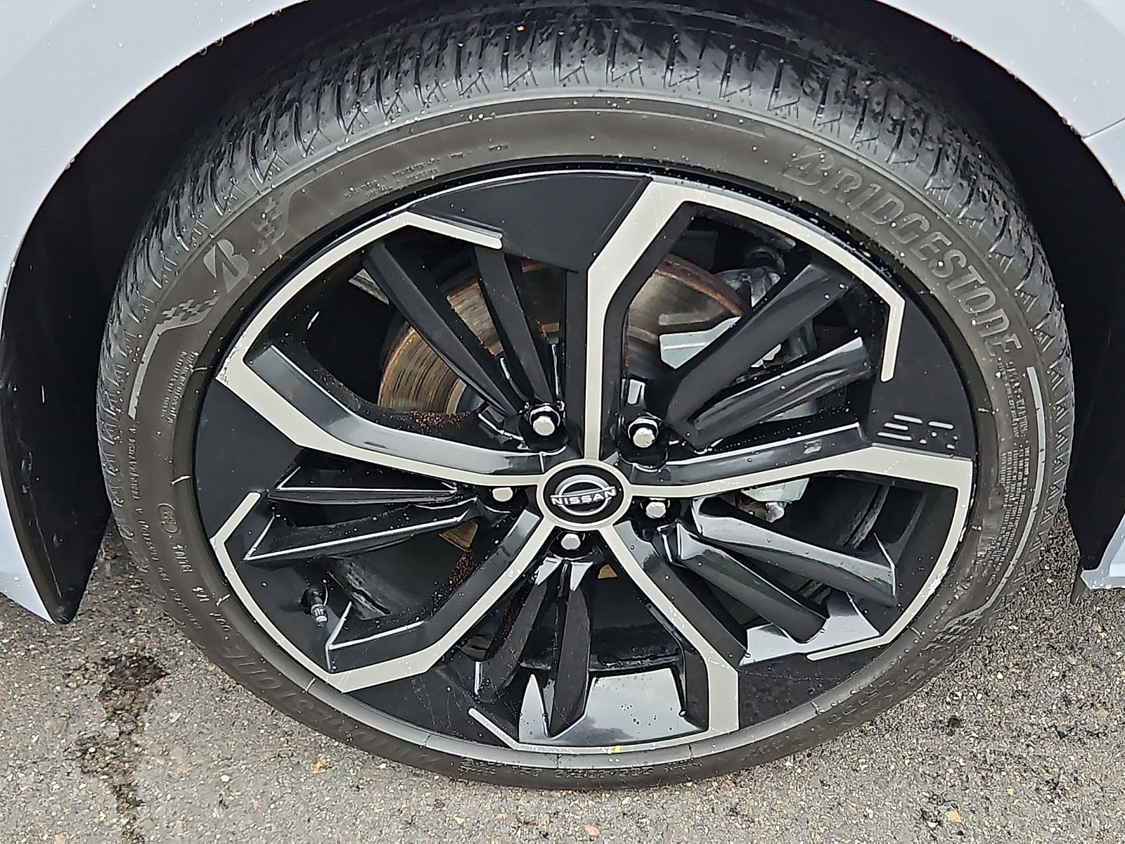 Certified 2024 Nissan Altima 2.5 SR w/ SR Premium Package AWD/4WD image 8