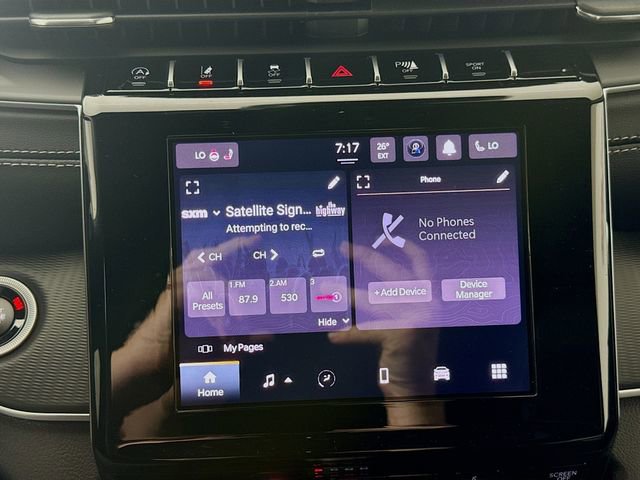 New 2025 Jeep Grand Cherokee Altitude image 14