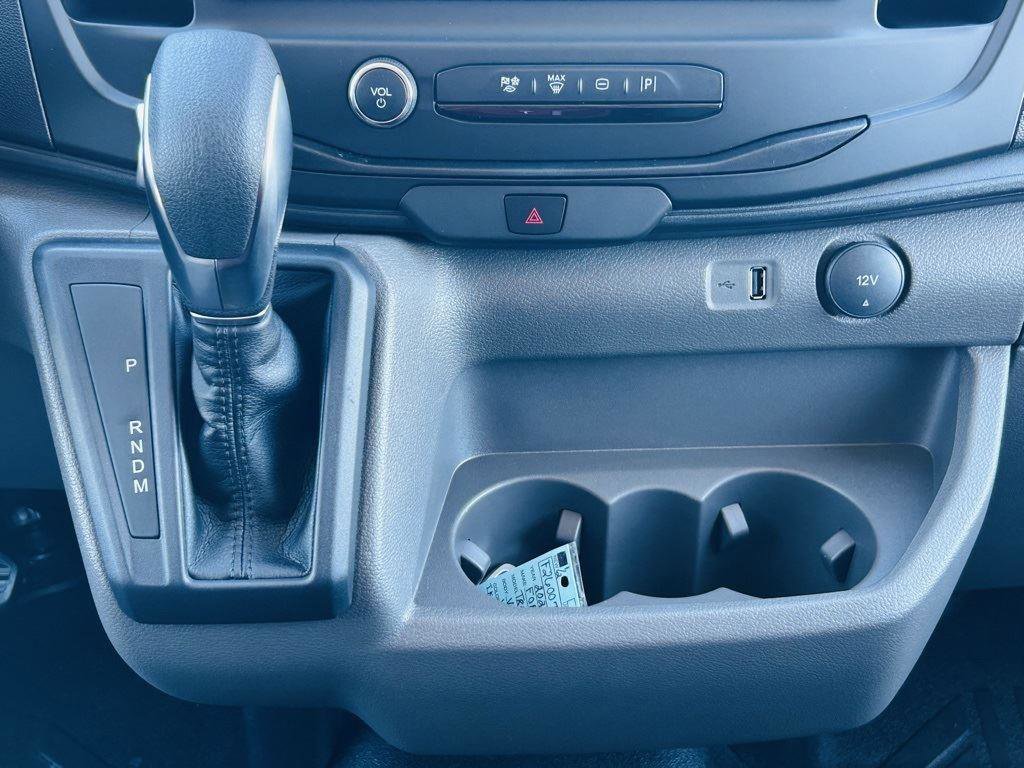 New 2026 Ford Transit 250 148 Medium Roof w/ Load Area Protection Package image 18