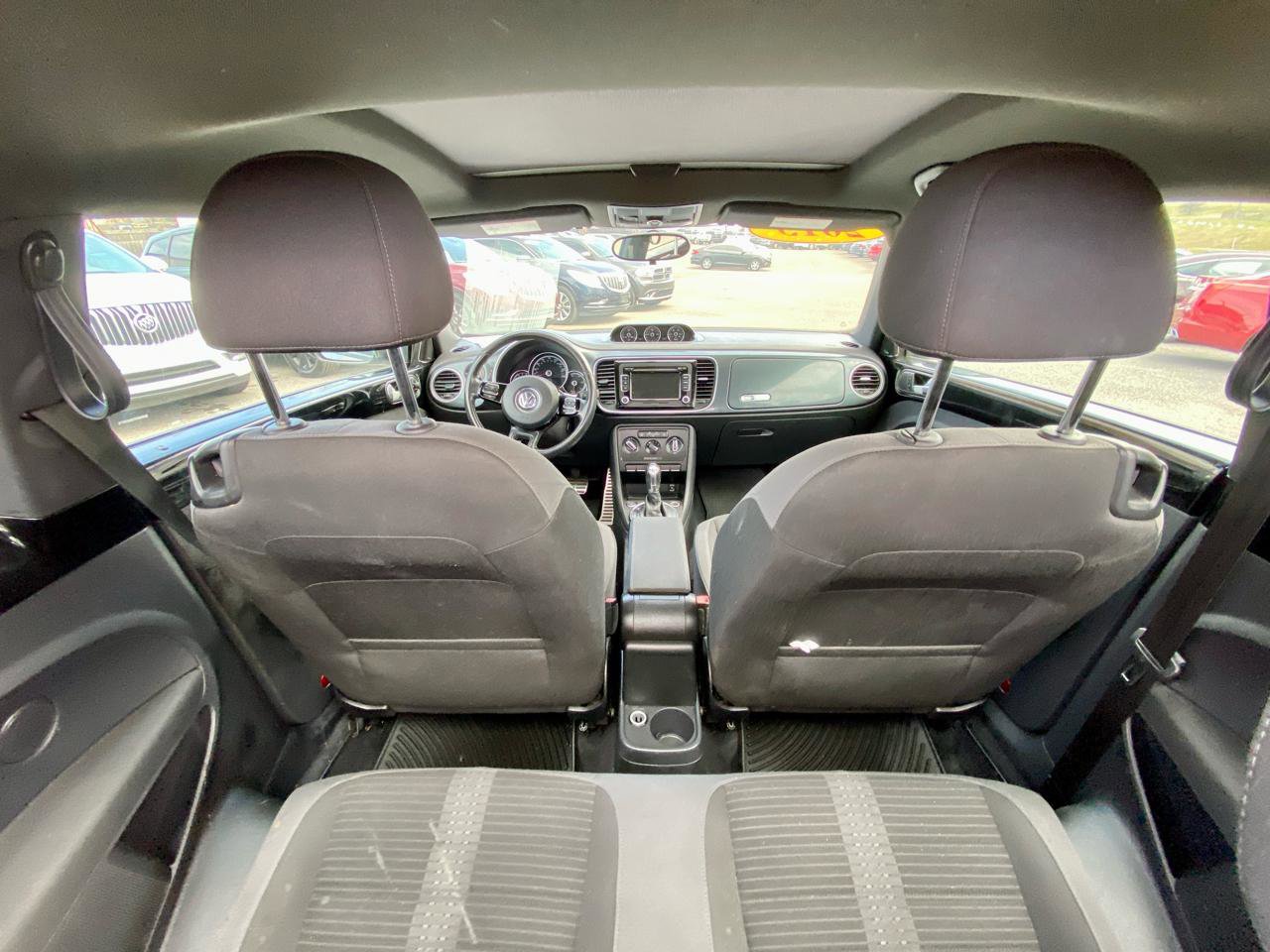 Used 2013 Volkswagen Beetle 2.0T FWD image 12