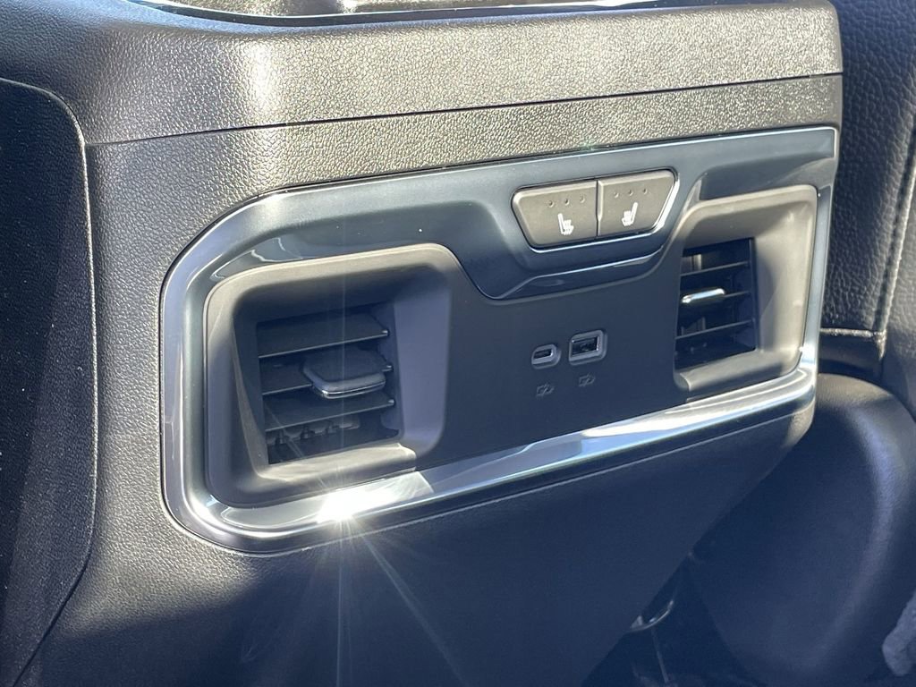 New 2025 GMC Sierra 2500 Denali w/ Denali Reserve Package image 22