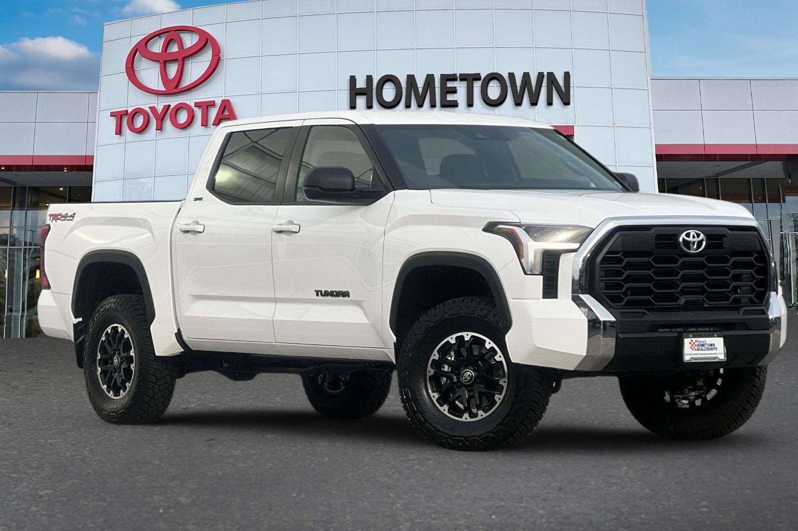 New 2026 Toyota Tundra SR5 w/ TRD Off-Road Package video 2