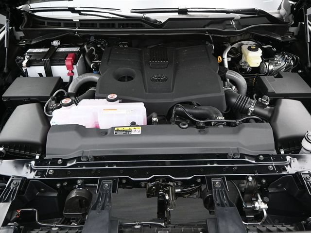 New 2026 Toyota Tundra Limited AWD/4WD image 18