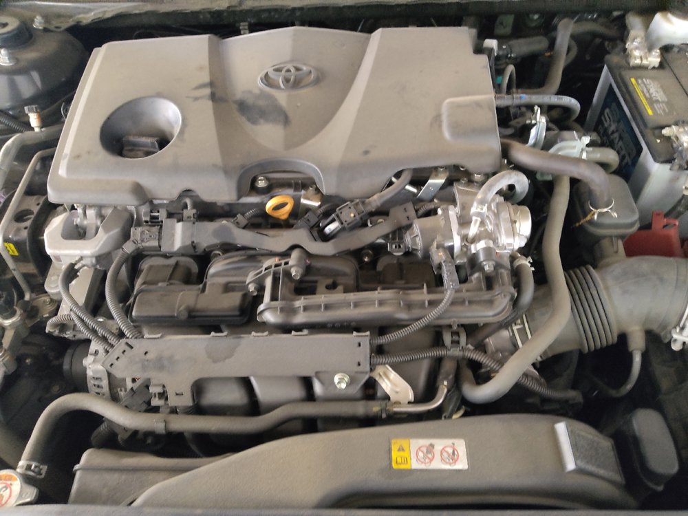 Used 2021 Toyota Camry LE FWD image 30