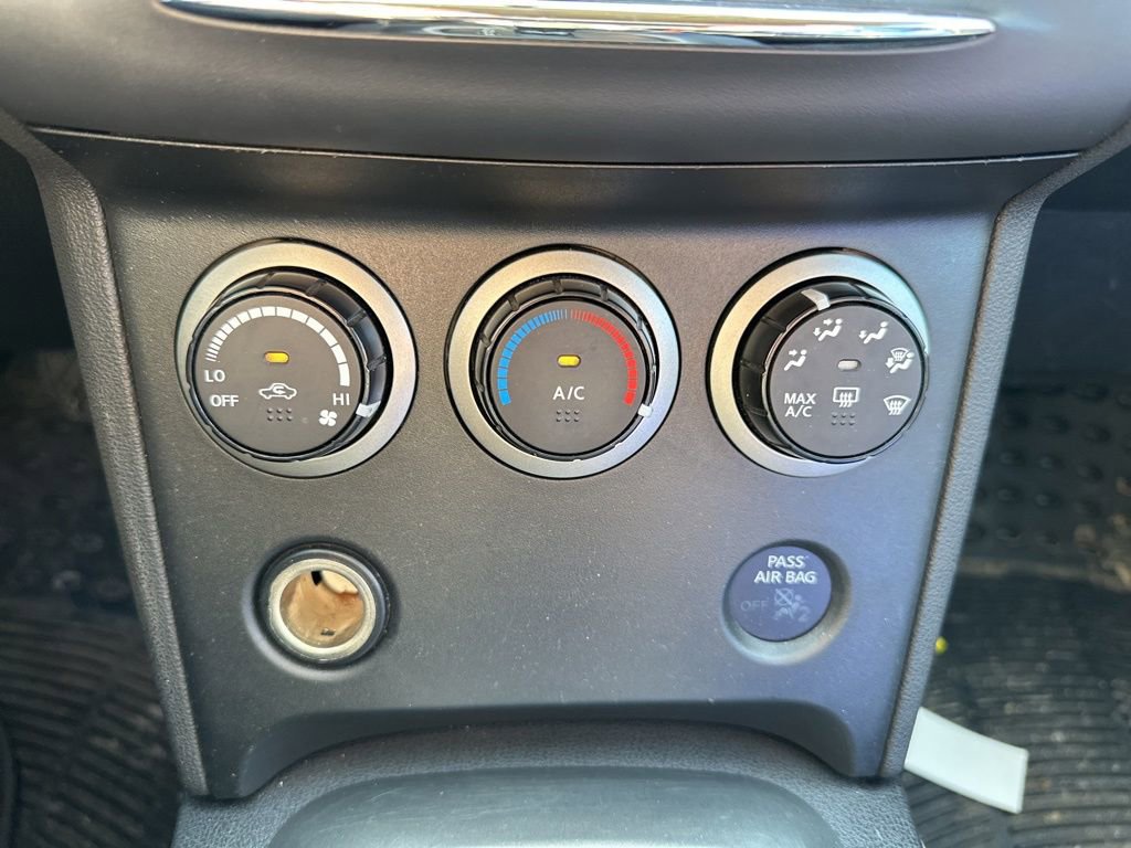 Used 2013 Nissan Rogue S w/ Special Edition Pkg image 24