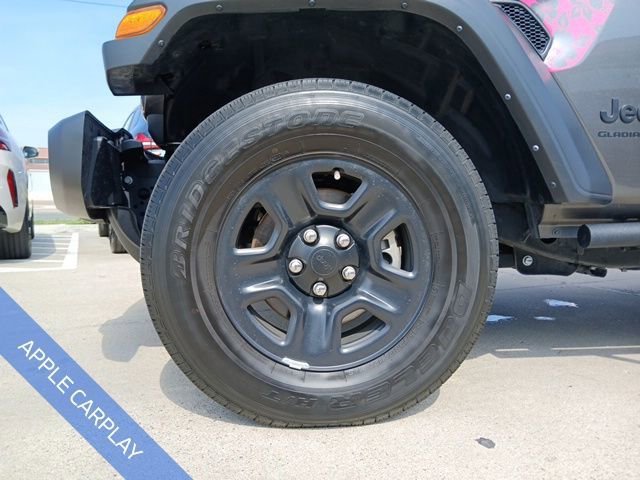 Used 2024 Jeep Gladiator Sport image 5