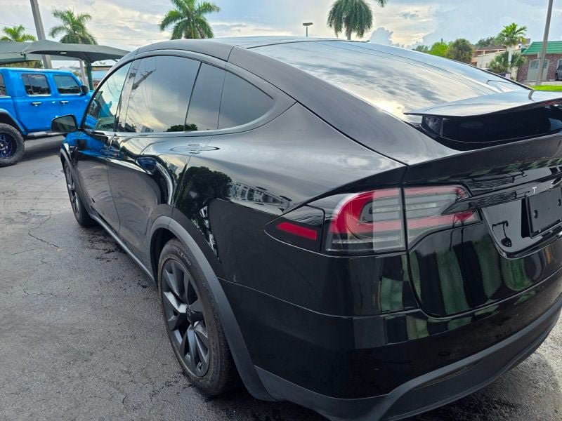 Used 2023 Tesla Model X Plaid AWD/4WD image 4