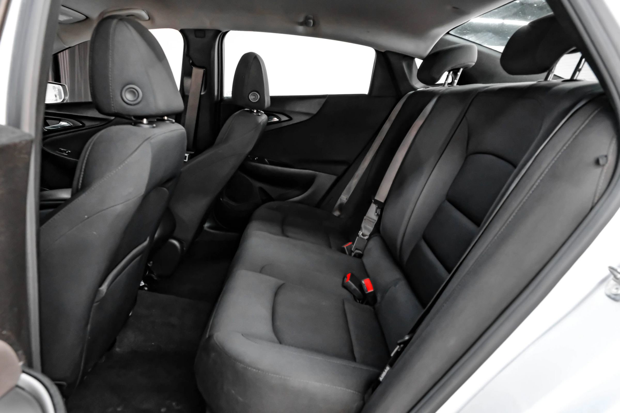 Used 2021 Chevrolet Malibu RS image 38