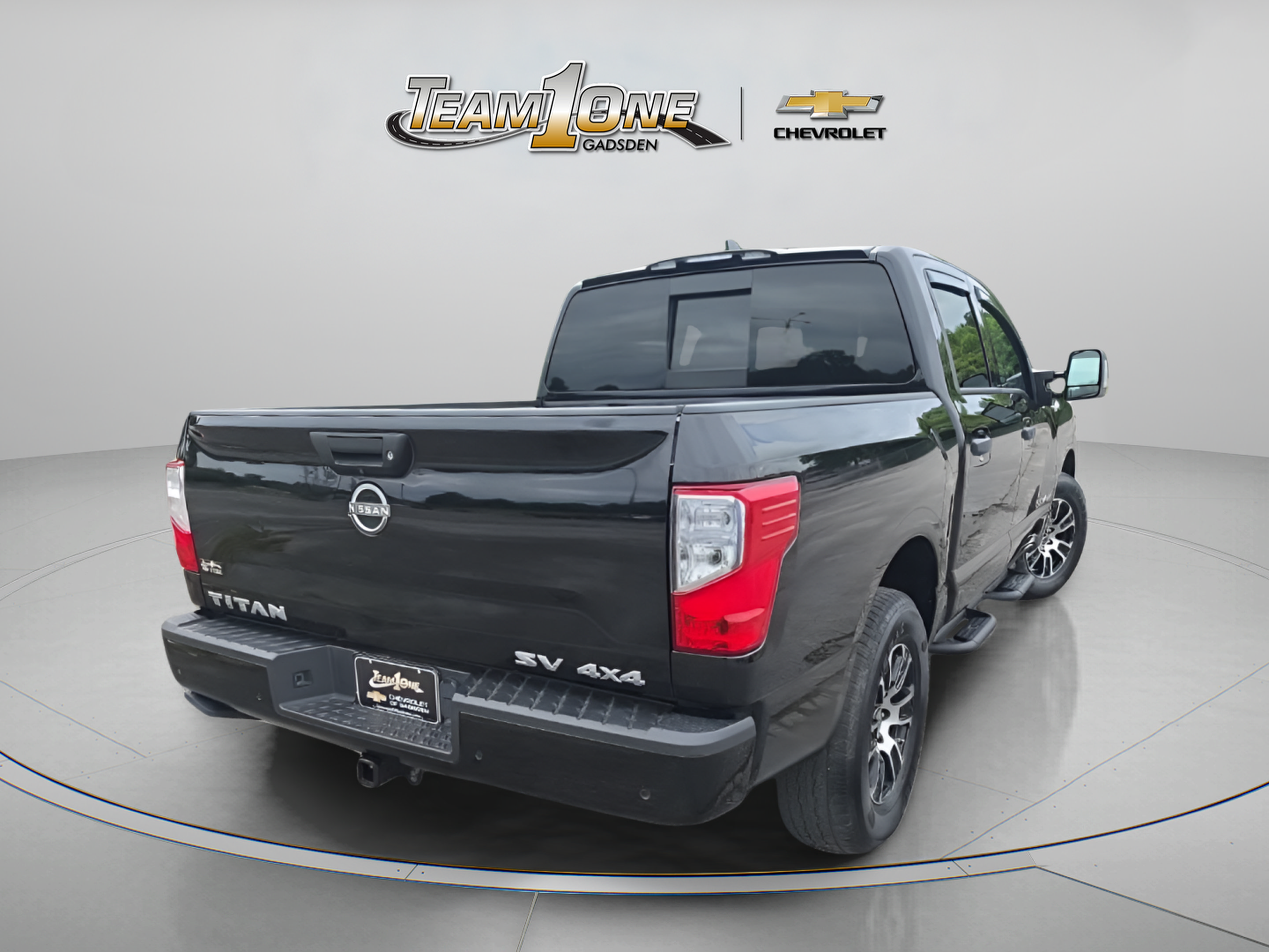 Used 2024 Nissan Titan SV w/ SV Convenience Package AWD/4WD image 8