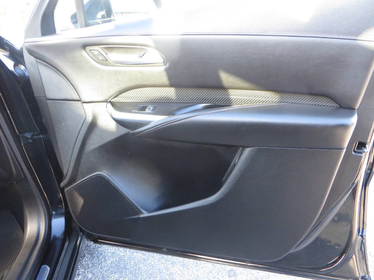 Used 2021 Cadillac XT4 Sport image 12