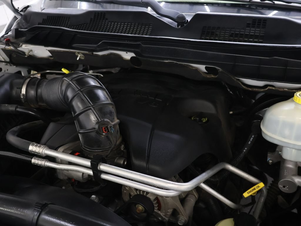 Used 2012 RAM 1500 Laramie RWD image 26