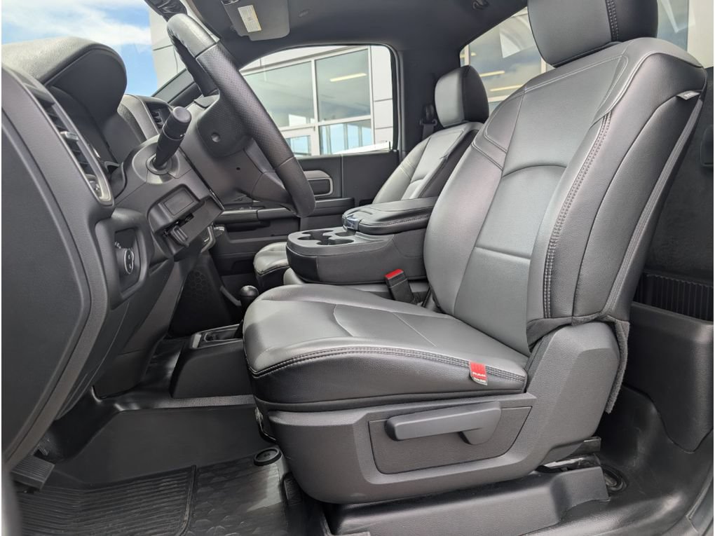 Used 2023 RAM 3500 Tradesman AWD/4WD image 13