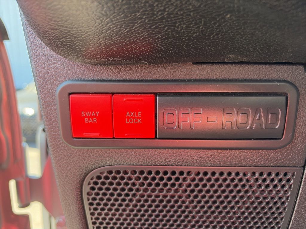 Used 2016 Jeep Wrangler Unlimited Rubicon AWD/4WD image 12