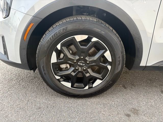 Used 2025 Kia Sorento S w/ Panoramic Sunroof Package image 13