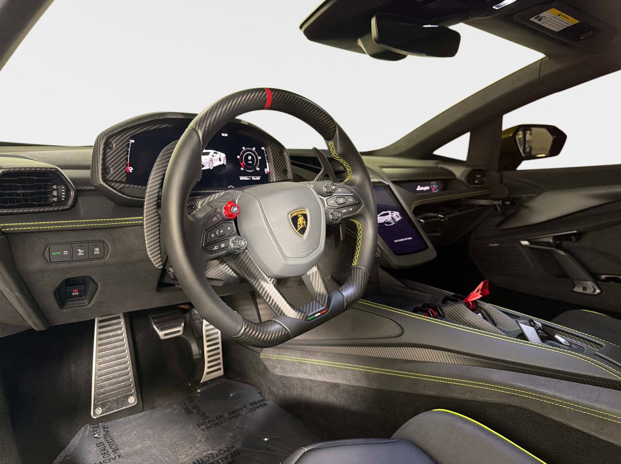 Used 2026 Lamborghini Revuelto AWD/4WD image 33