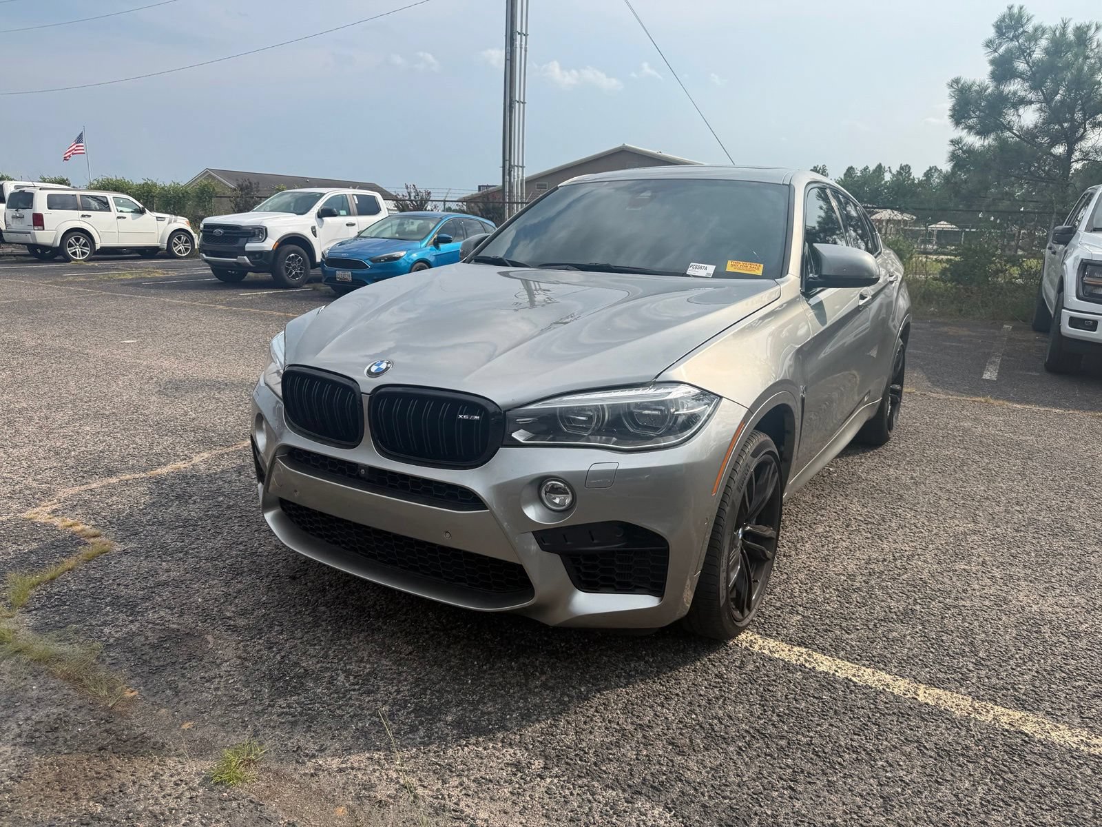 Used 2017 BMW X6 M AWD/4WD image 3