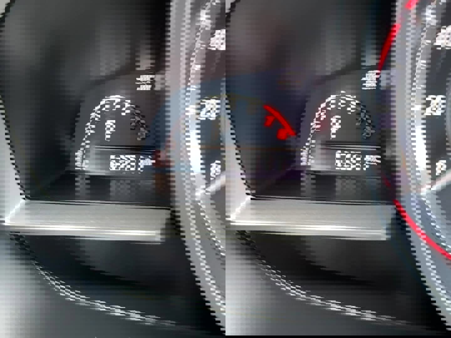 Used 2015 MAZDA MAZDA3 i Touring w/ Technology Package image 9