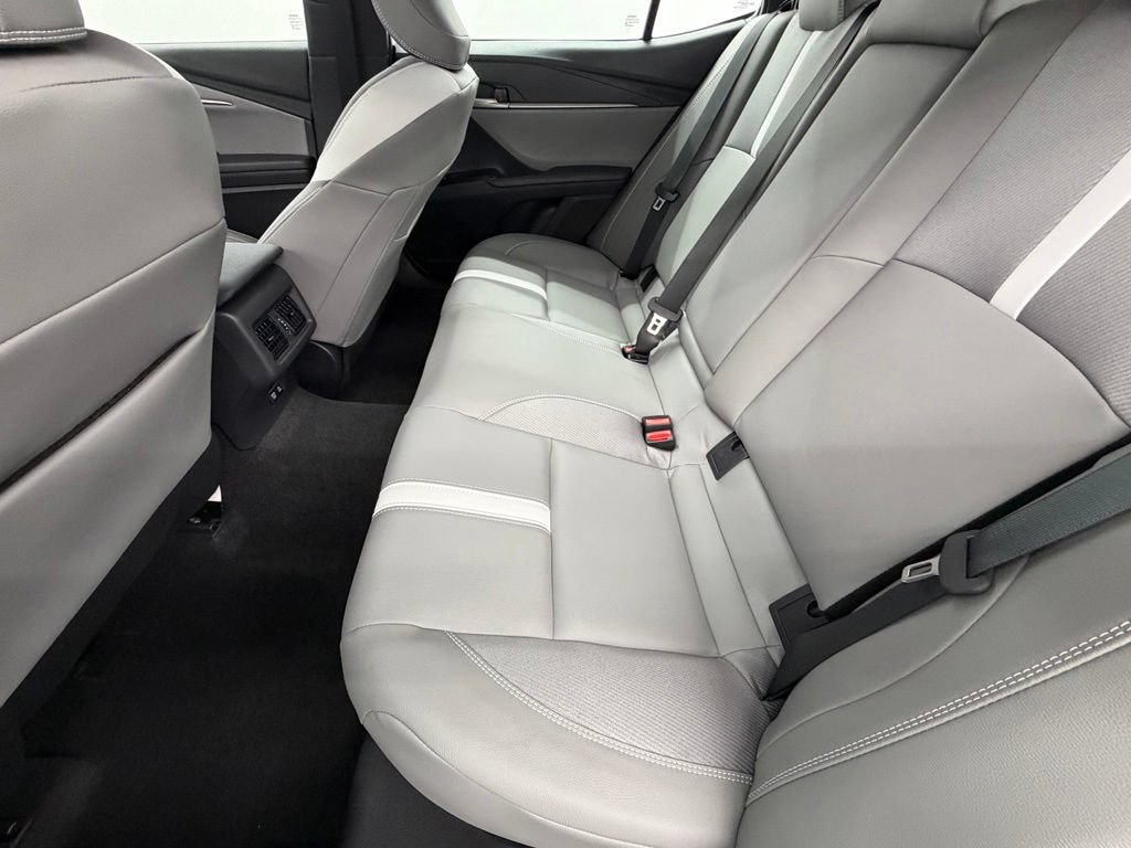 Used 2026 Toyota Camry SE w/ Convenience Package FWD image 39