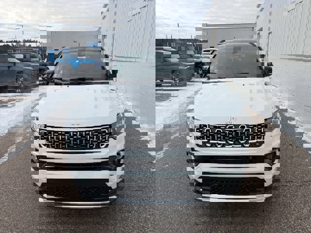 New 2026 Jeep Compass Limited image 4