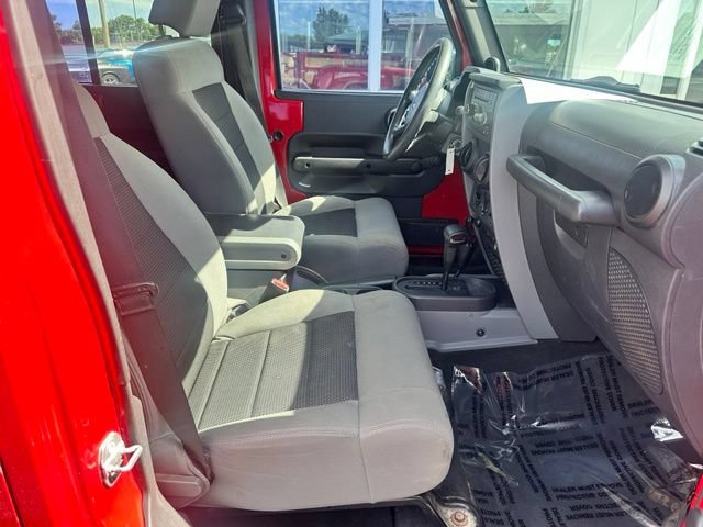Used 2010 Jeep Wrangler Unlimited Sport AWD/4WD image 13