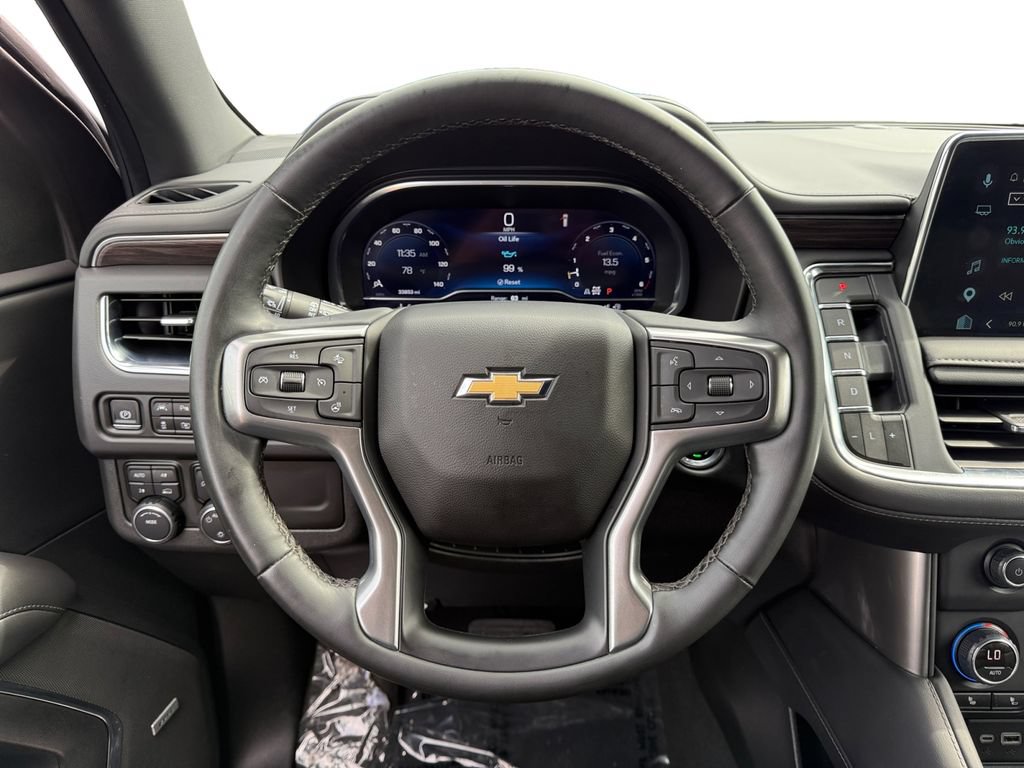 Used 2023 Chevrolet Tahoe LT w/ Luxury Package AWD/4WD image 12