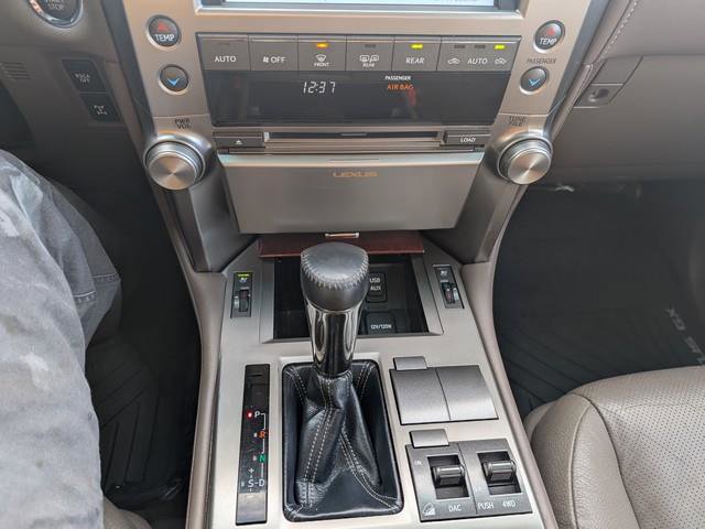 Used 2013 Lexus GX 460 image 13