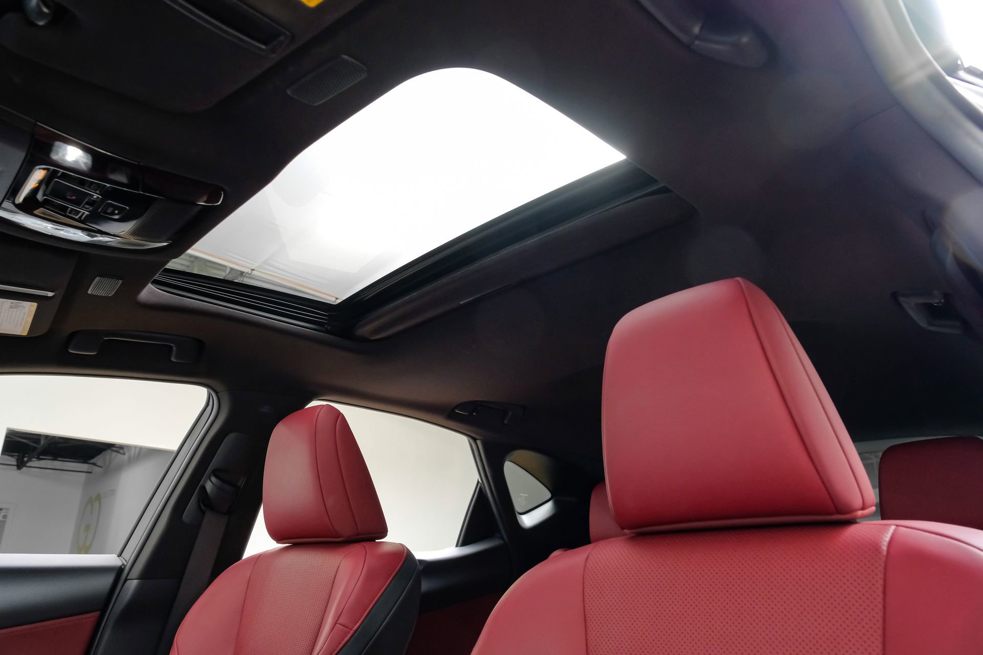 Used 2024 Lexus NX 250 FWD image 5