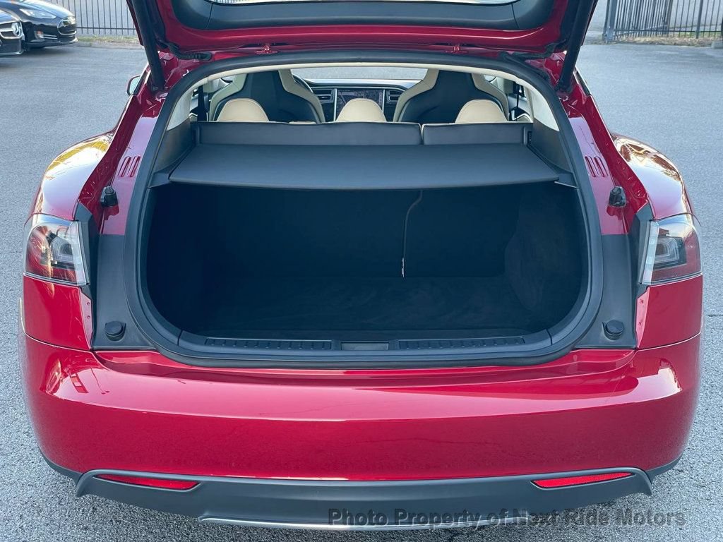 Used 2013 Tesla Model S Performance RWD image 28