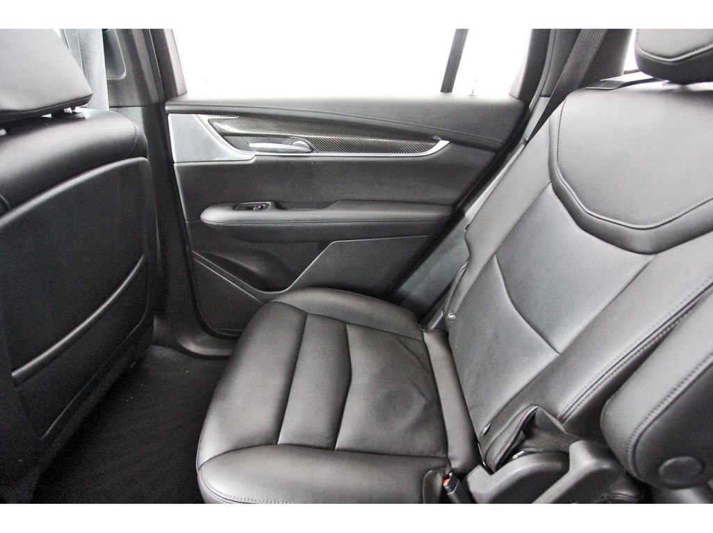 Certified 2023 Cadillac XT6 Sport w/ Technology Package image 12