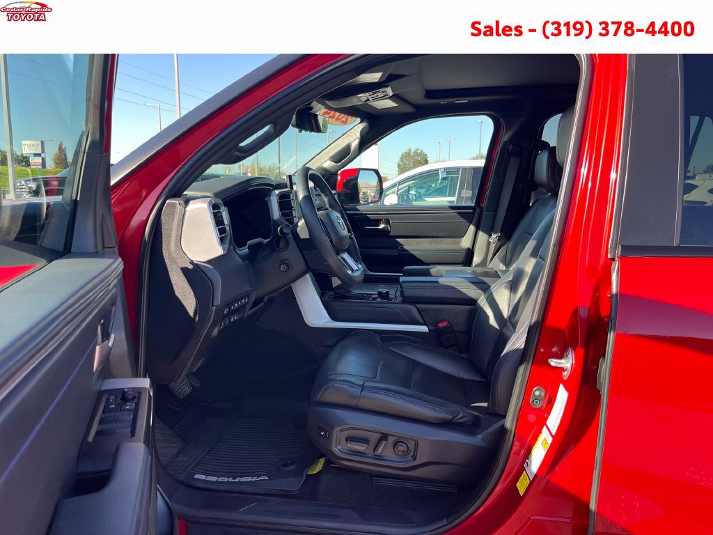 Certified 2024 Toyota Sequoia Platinum AWD/4WD image 17