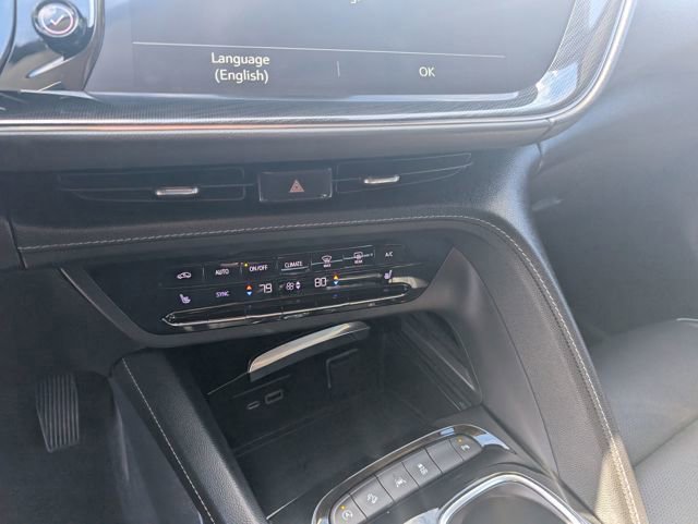 Used 2023 Buick Envision Essence image 21